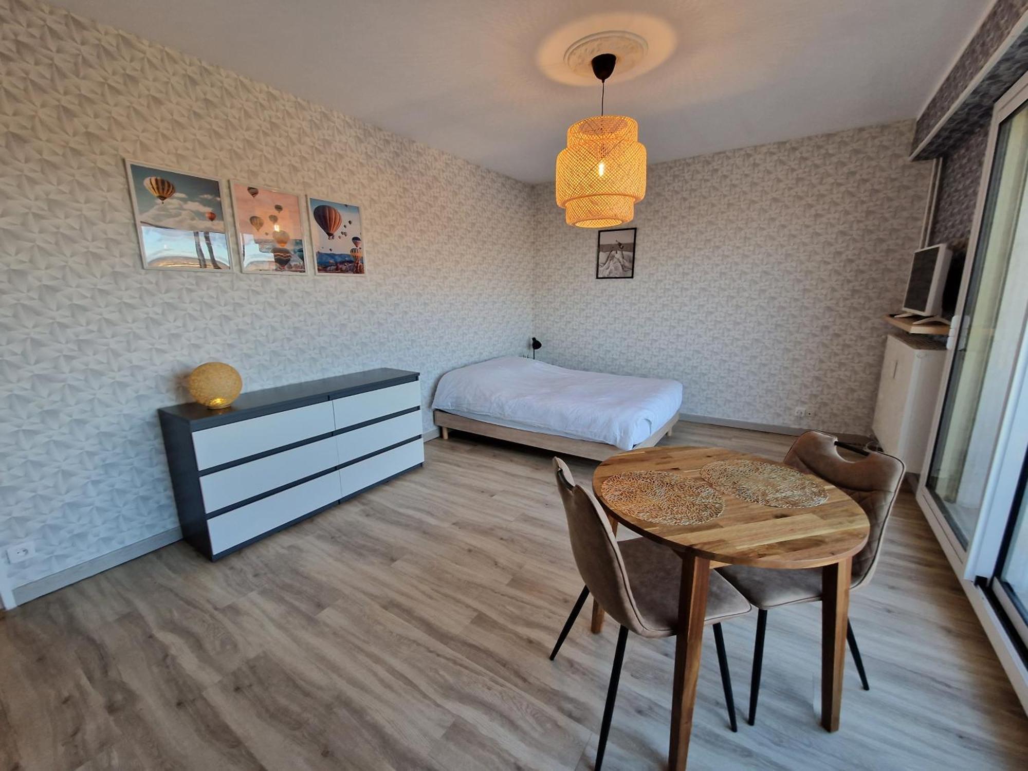 Studio Avenue De Champagne Épernay Buitenkant foto